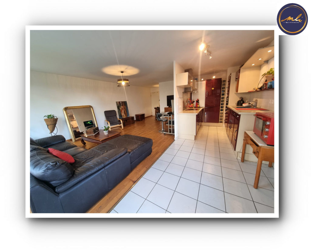 CAEN centre proche Abbaye Aux Dames- T4 (3 chambres) de 85 m² + jardin 150 m² + garage box et cave en sous/sol